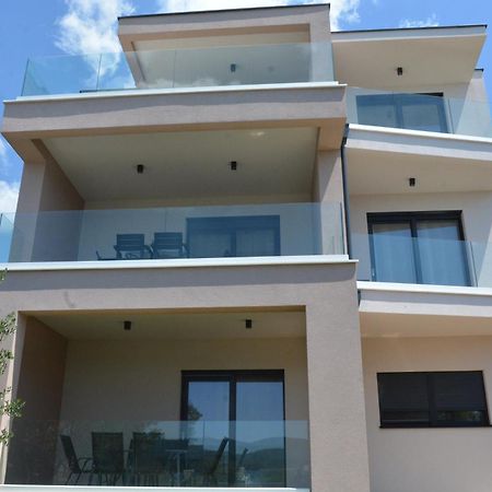 Sole Turanj Exterior foto